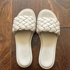 Seychelles Belissima Sandal in women’s size 7.5